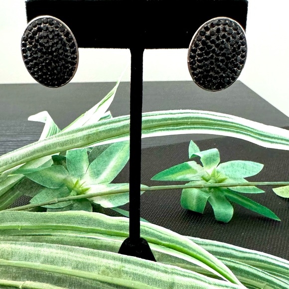 Earrings Black Cubic zirconia. - Picture 2 of 4